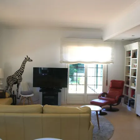Casa De Lujo Con Piscina Climatizada Prázdninový dům Plentzia