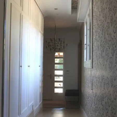 Casa De Lujo Con Piscina Climatizada